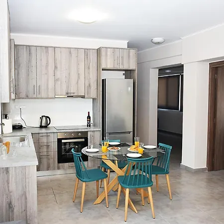 Eleftheria's خانيا