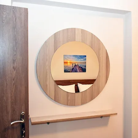 Eleftheria's خانيا